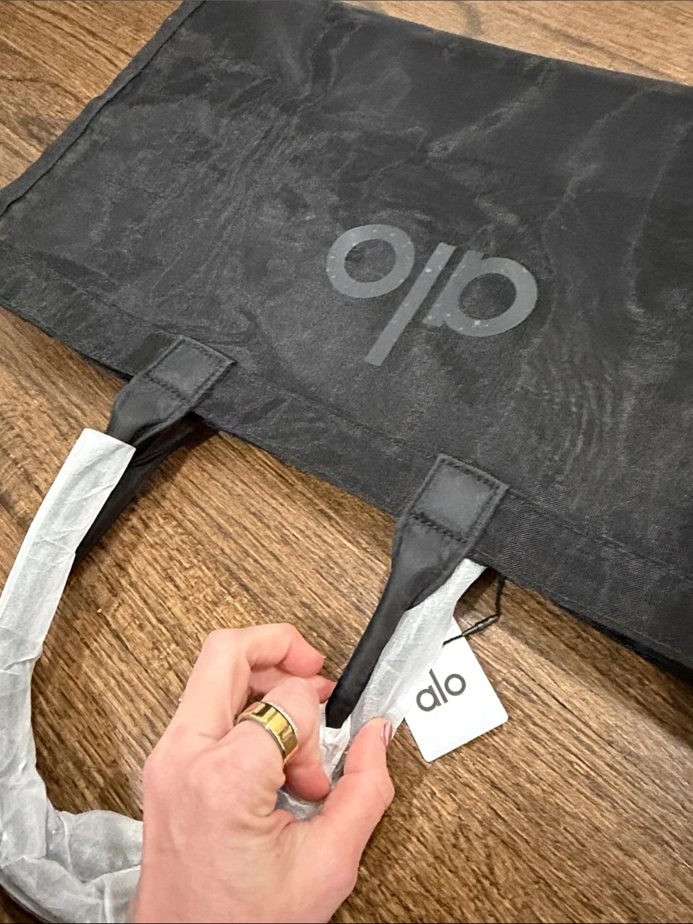Alo Black mesh Logo Tote Bag